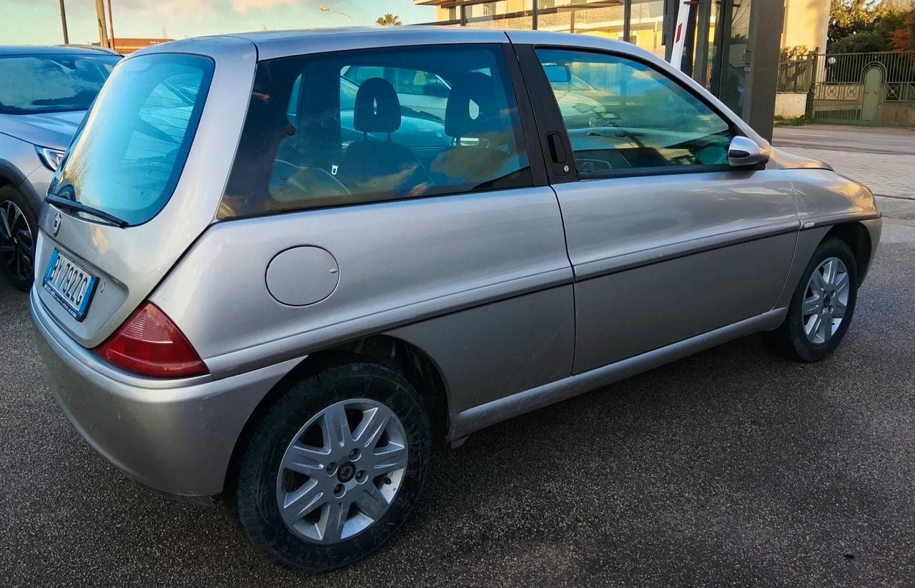 Lancia Y 1.2 PRONTA ALL'USO