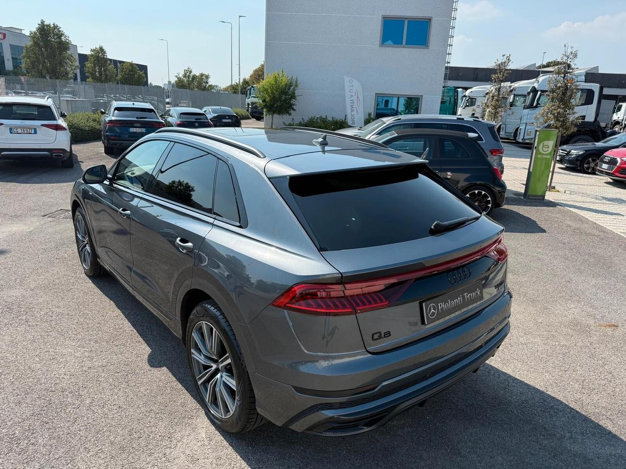 Audi Q8 50 TDI 286 CV quattro tiptronic Sport