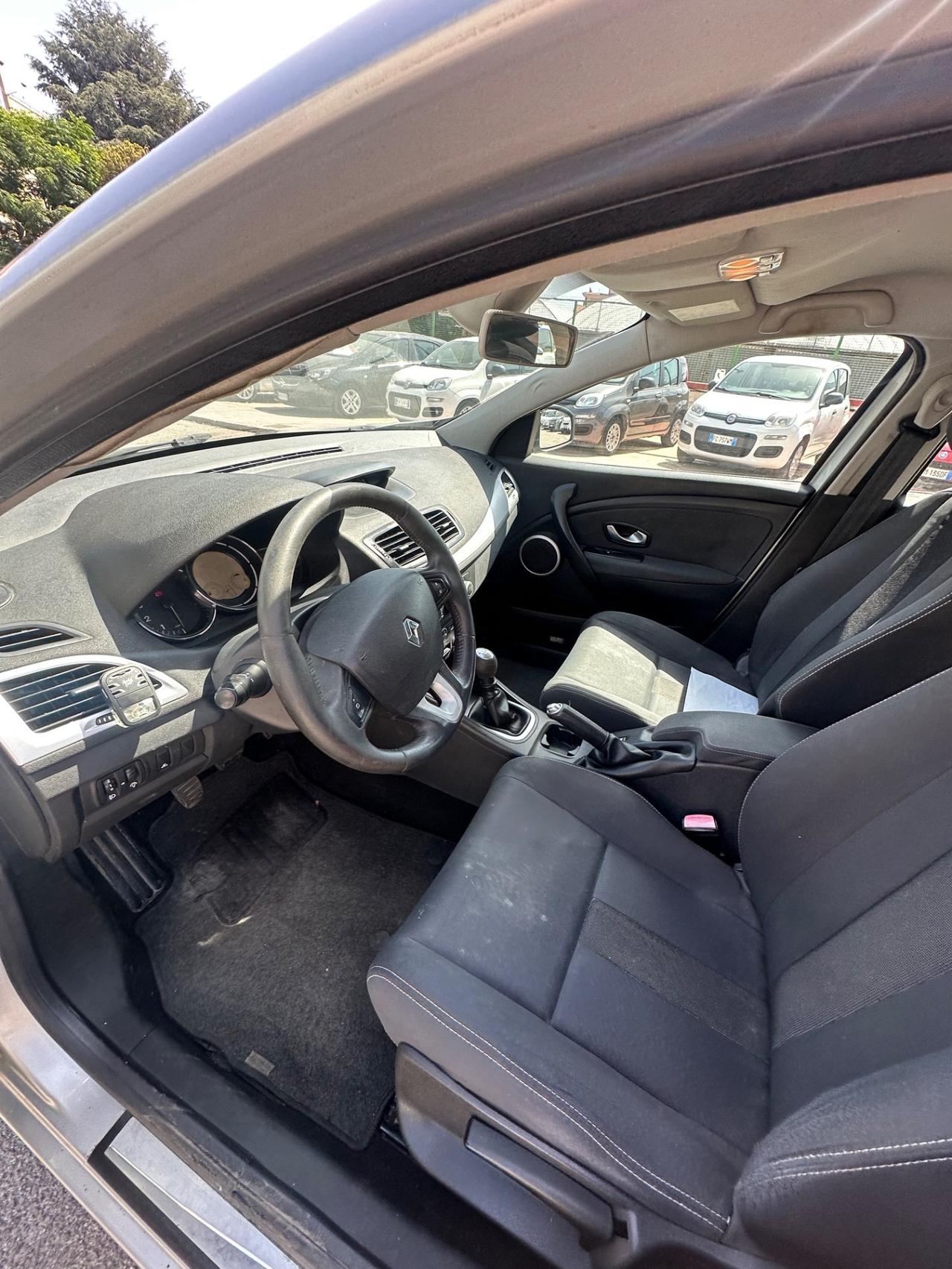 Renault Megane Mégane 1.5 dCi 110CV SporTour Confort