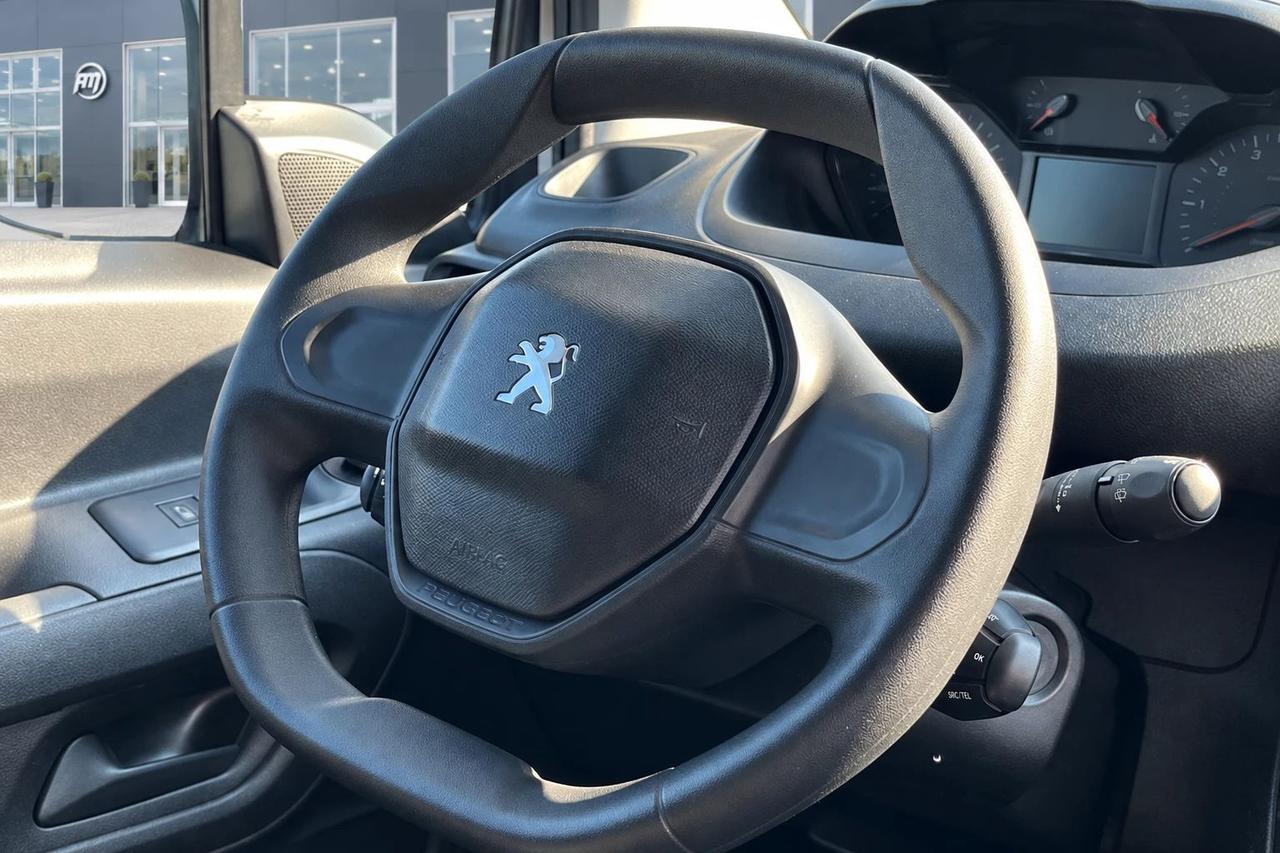 Peugeot Partner 100CV ALLESTITO 3 POSTI