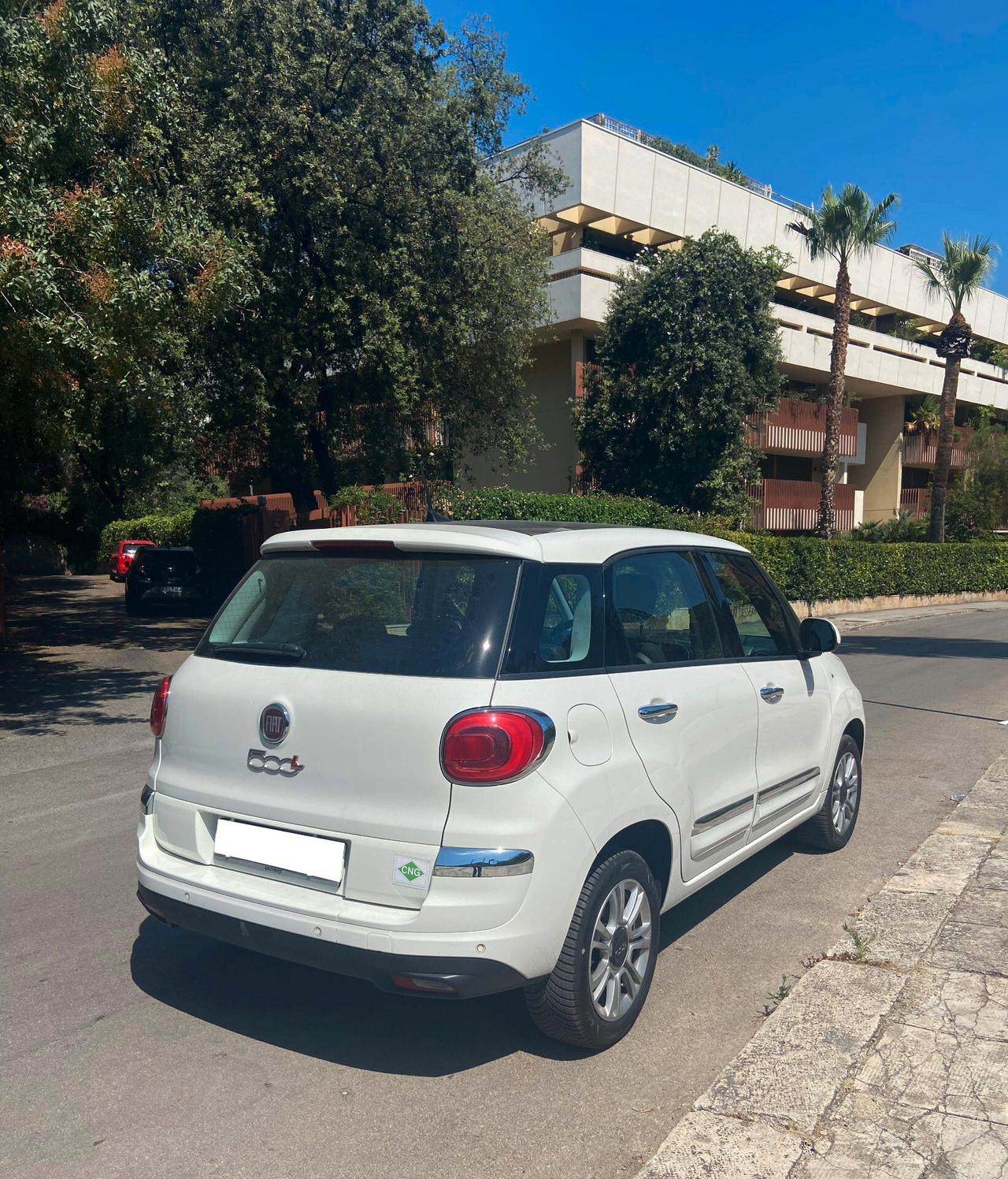Fiat 500L 0.9 TwinAir Turbo Natural Power Mirror