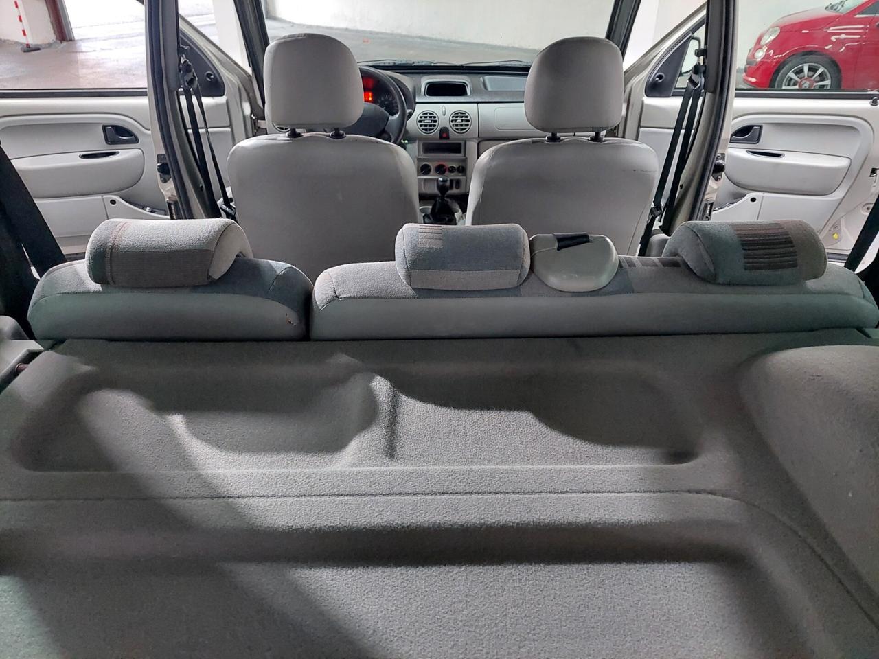 Renault Kangoo 1.6 16V 4x4 5p. Luxe
