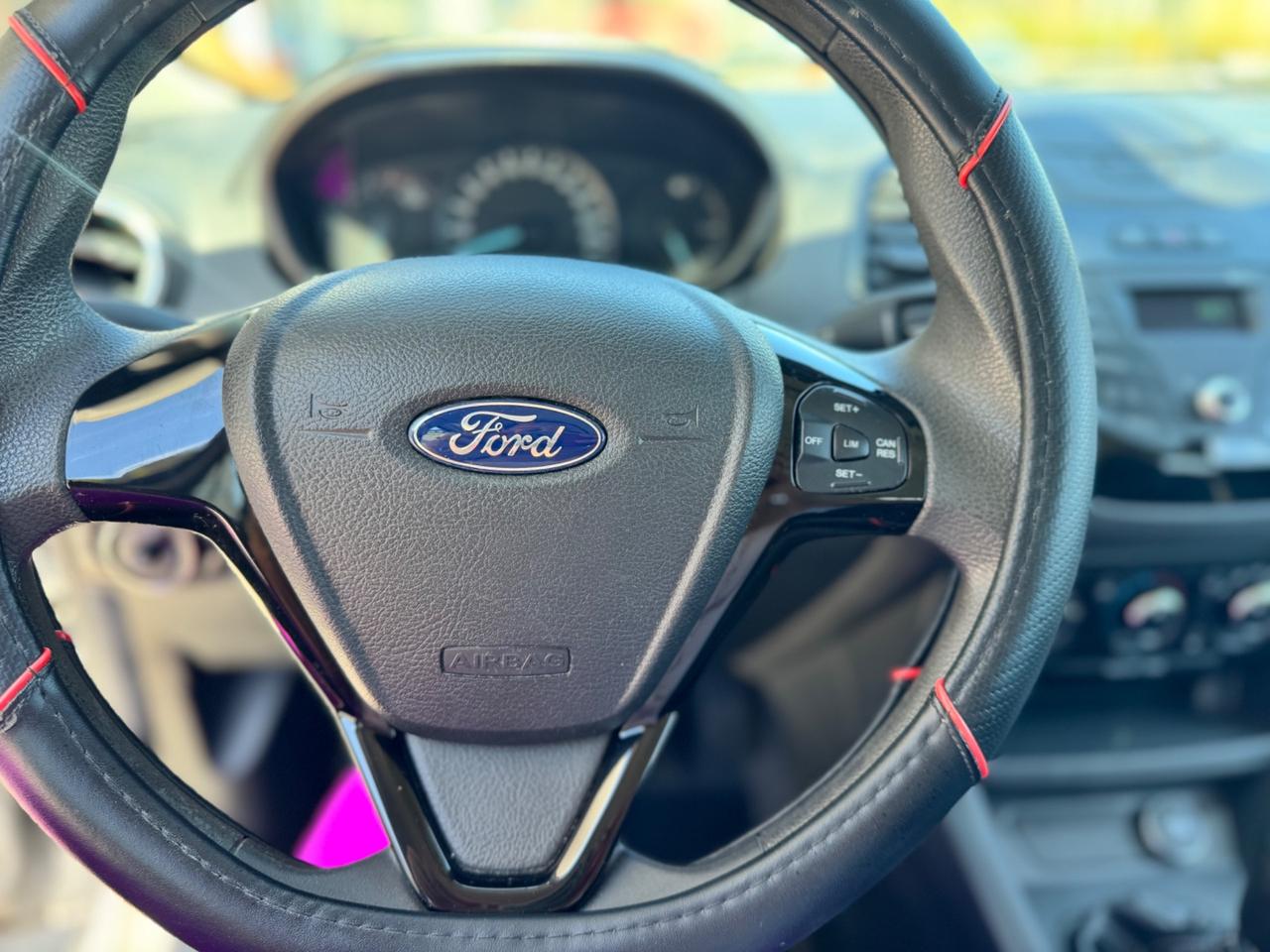 Ford Ka+ 1.2 TI-VCT 70CV 5P. Titanium 2016
