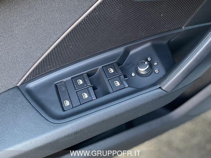 Audi A3 SPB 30 TDI Business Advanced