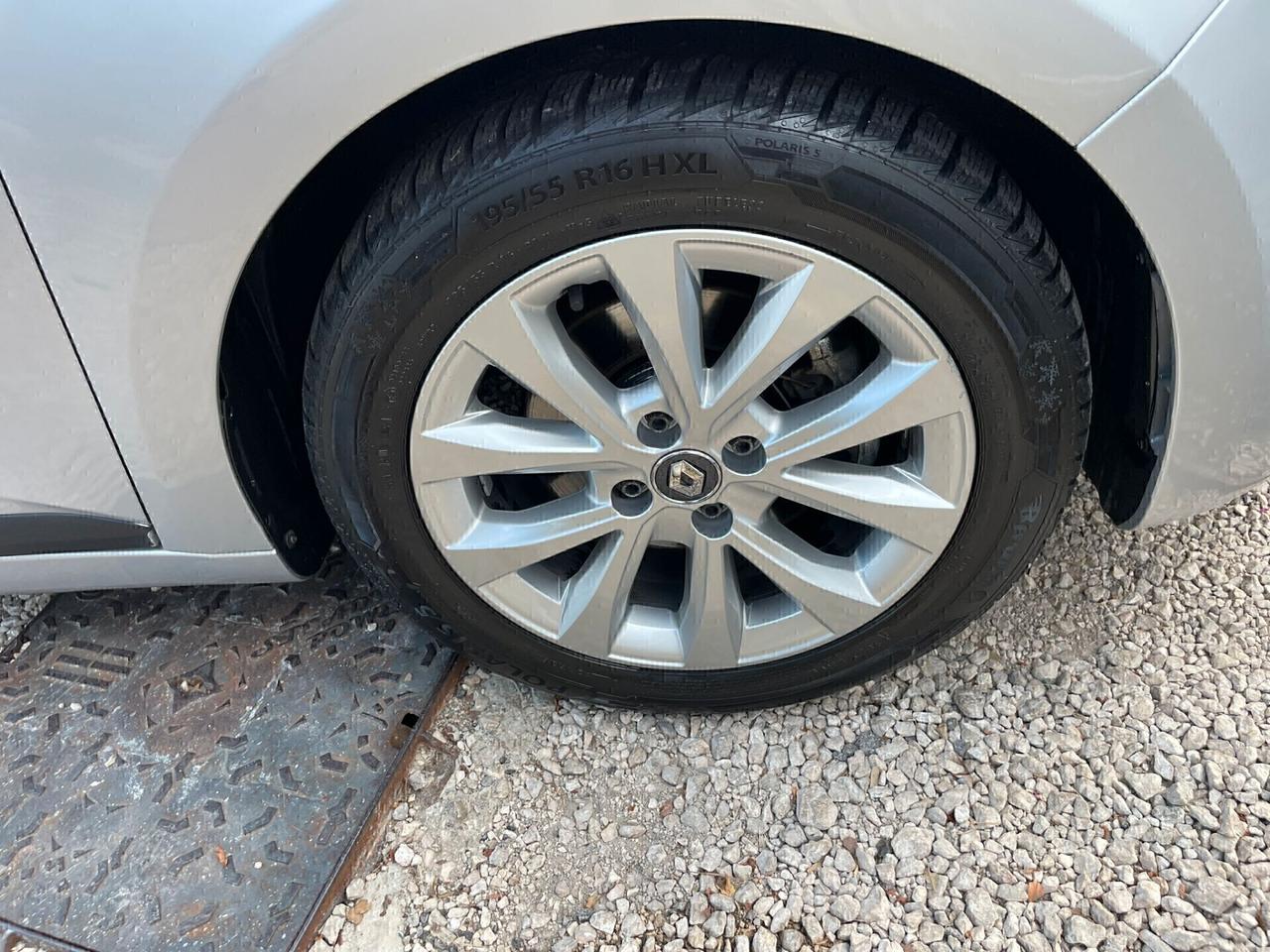 Renault Clio Blue dCi 85CV Intense 2020 LED