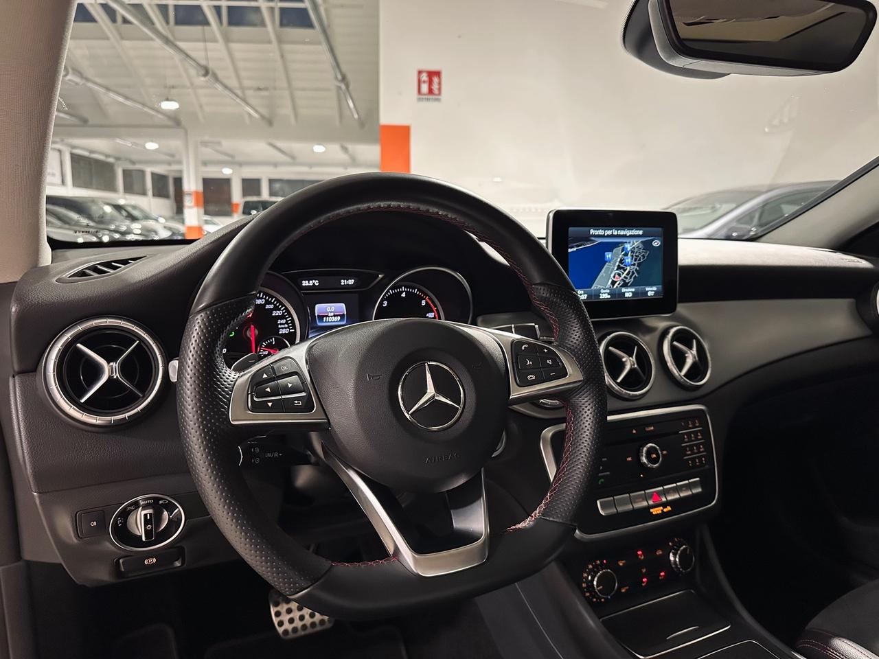 Mercedes-benz CLA 200 d Premium AMG - TETTO -MOTORE MERCEDES-IVA ESPOSTA