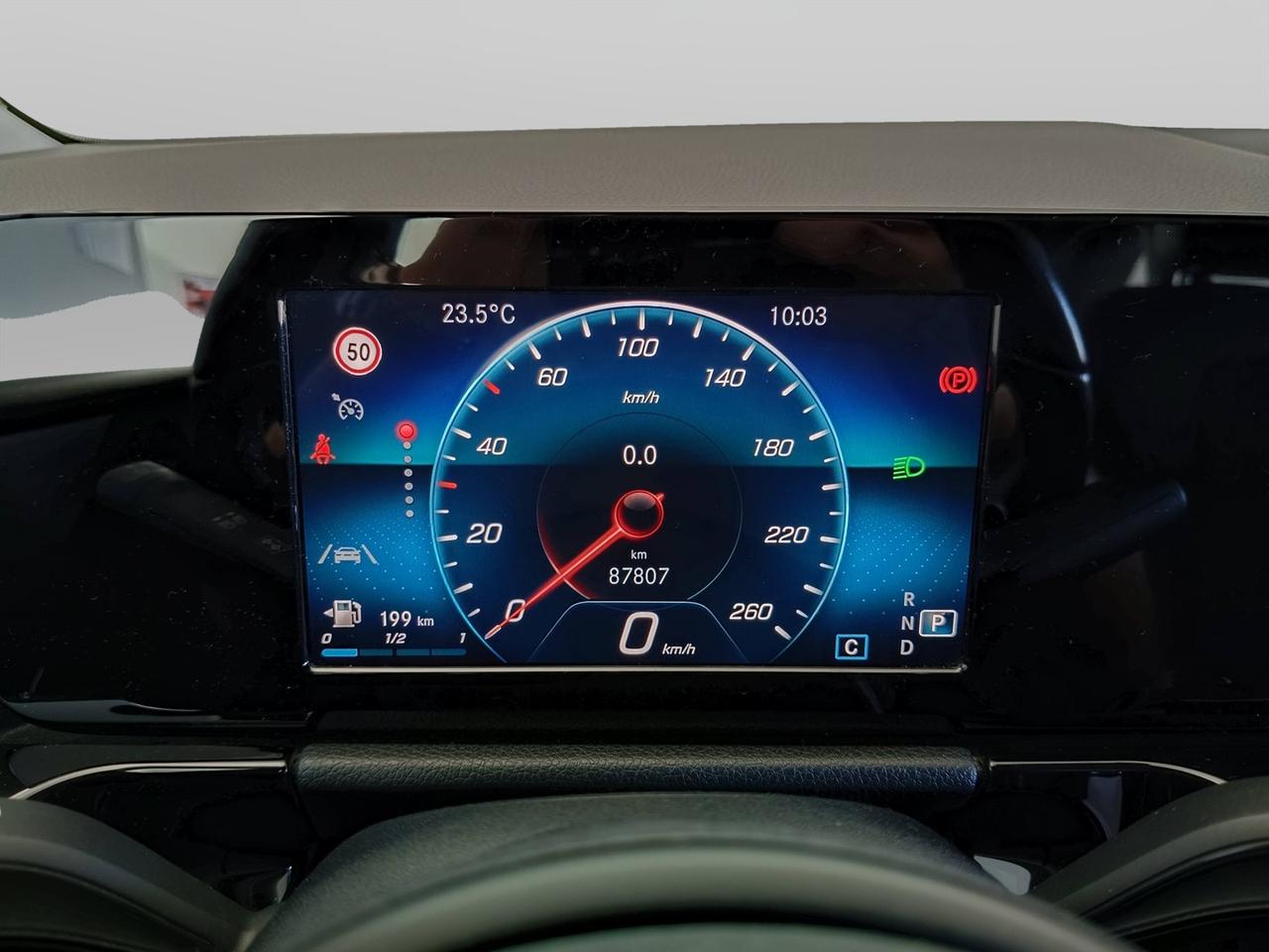 Mercedes-Benz Classe B - W247 2018 - B 180 d Sport auto