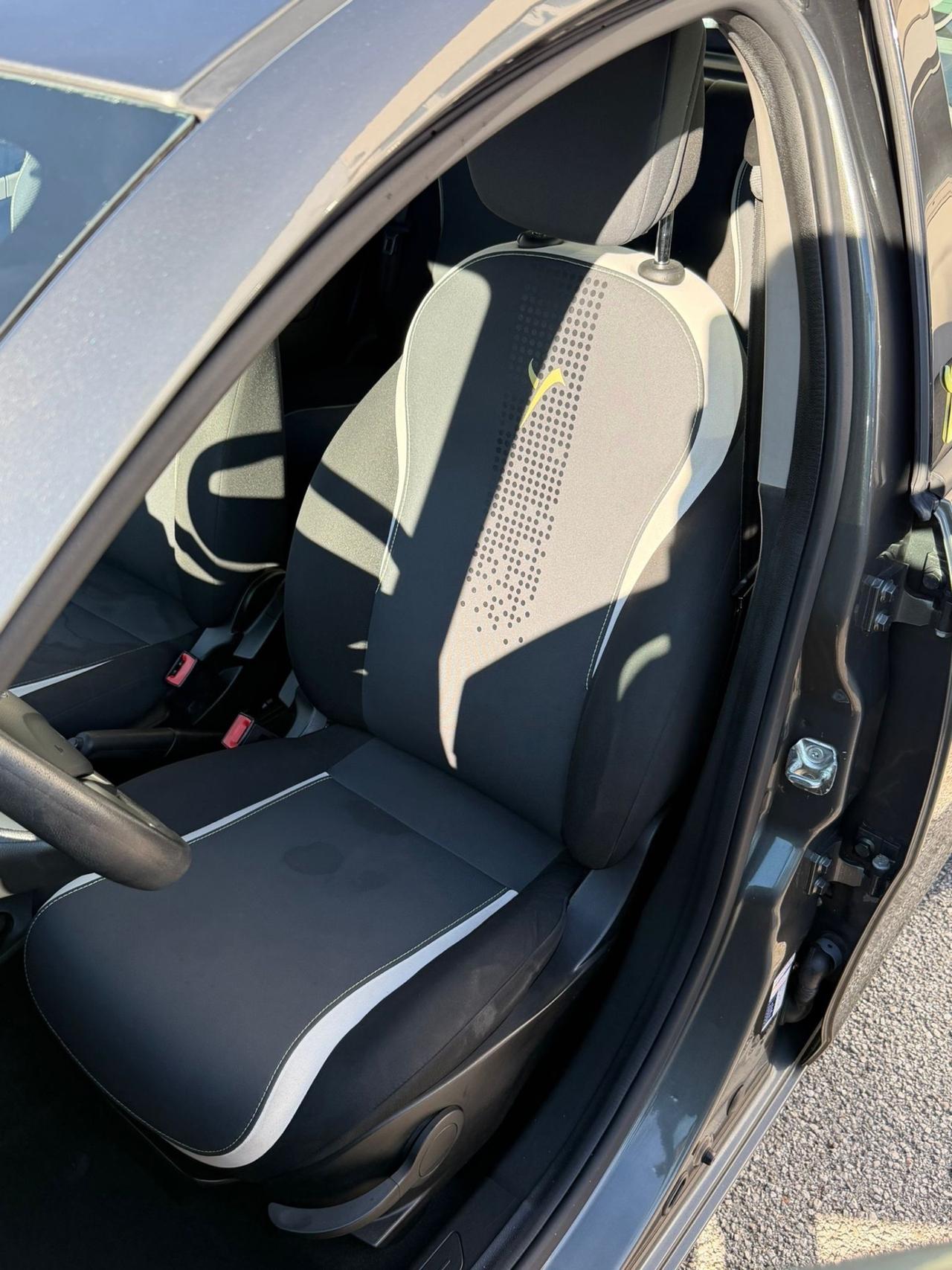 Lancia Ypsilon 0.9 TwinAir 85 CV 5 porte S&S DFN Gold