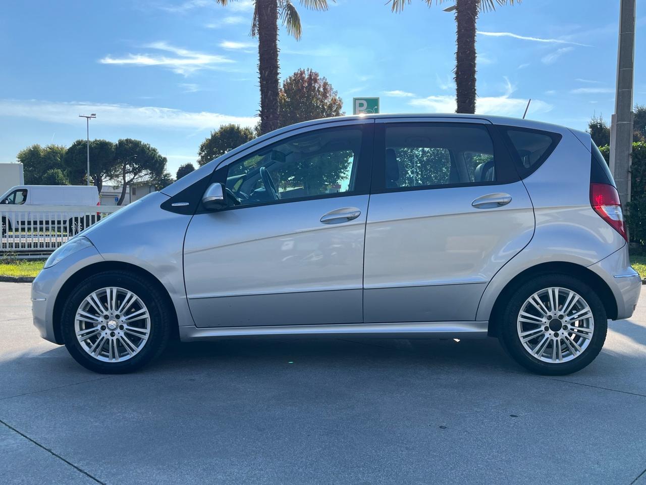 Mercedes-benz A 180 CDI Avantgarde ok Per neopatentato.