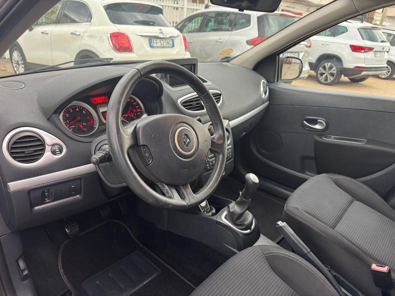 Renault Clio 1.2 16V 5 porte Live!