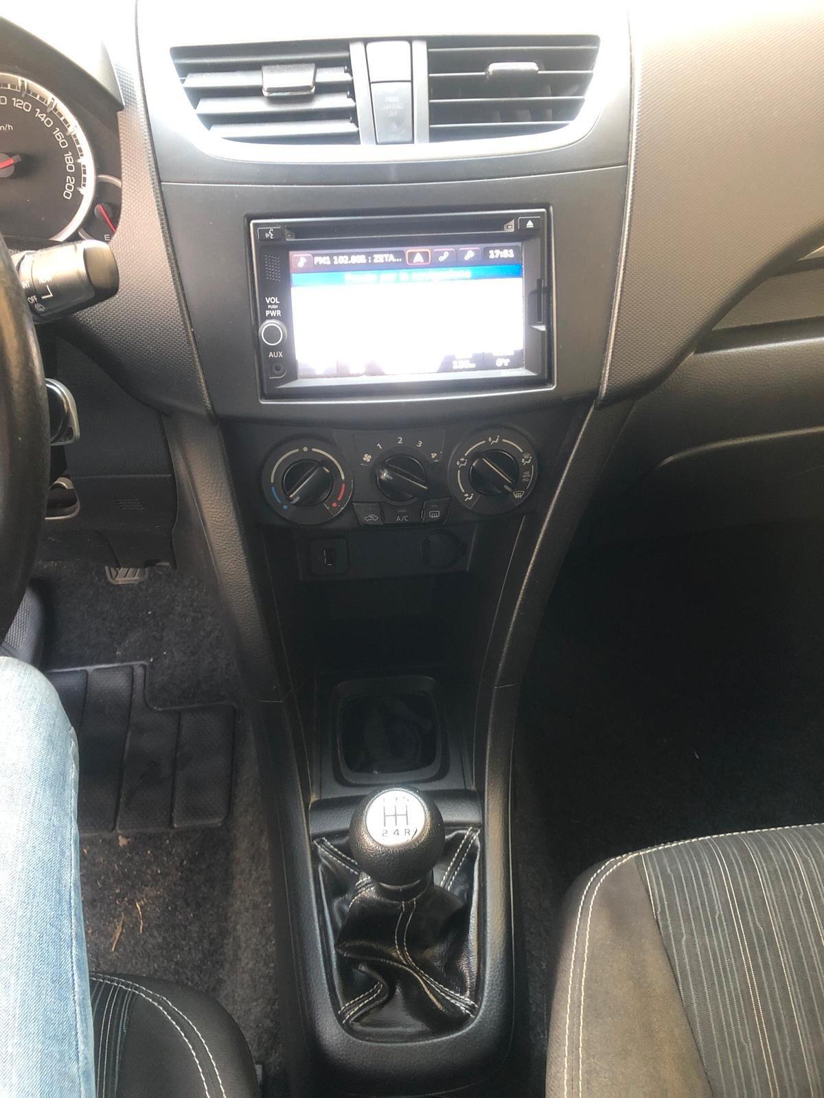 Suzuki Swift 1.3 DDiS 5 porte B-Cool Bi-Color *NEOPATENTATI*