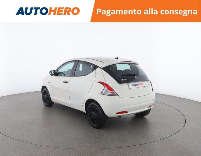 LANCIA Ypsilon 1.0 FireFly 5 porte S&S Hybrid Ecochic Silver