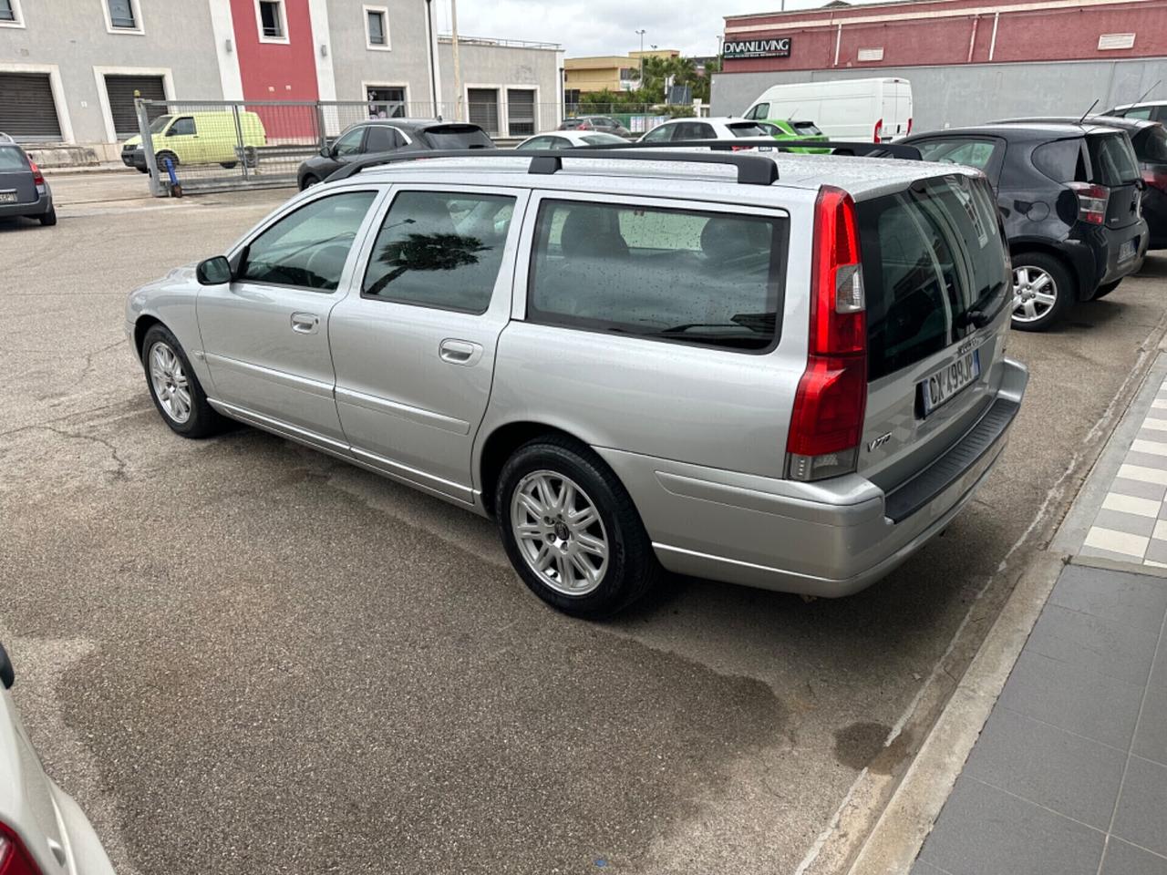Volvo V70 2.4 D 20V (163CV) cat Momentum