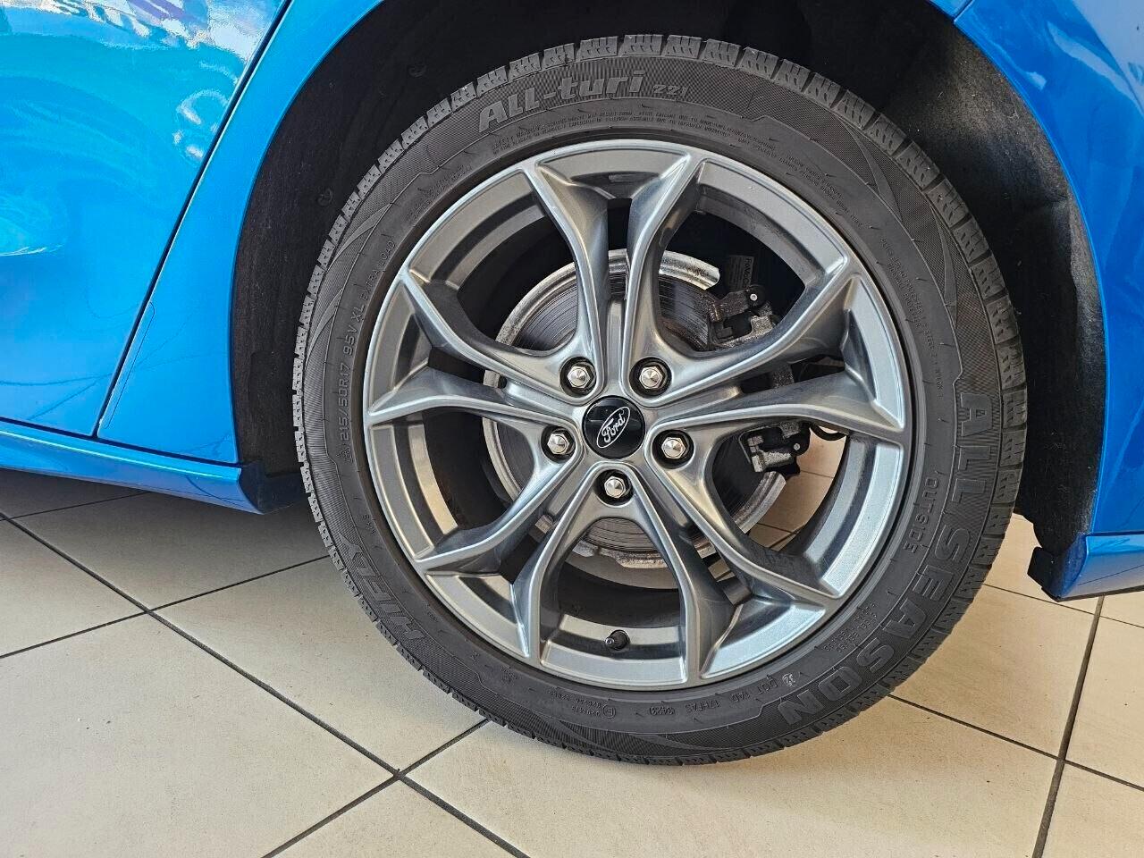 Ford Focus 1.5 EcoBlue 120 CV 5p. ST-Line