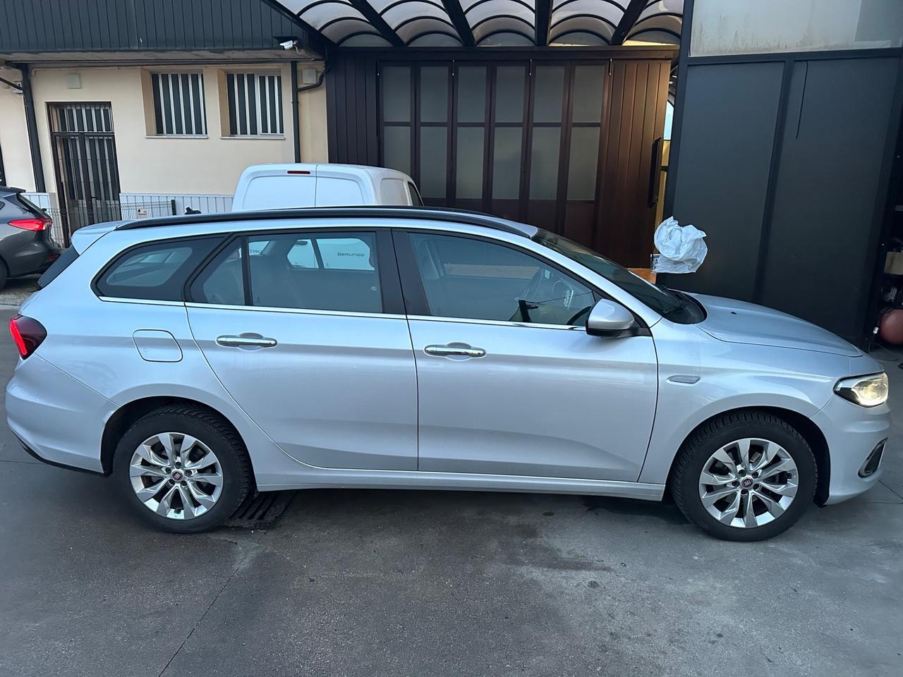Fiat Tipo 1.6 Mjt S&S DCT SW Mirror