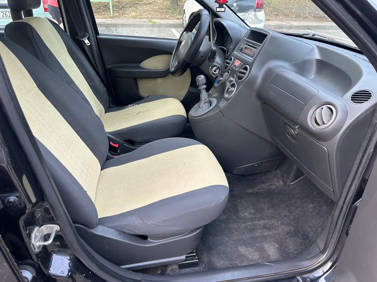 Fiat Panda 1.2 BENZINA EURO 5 NEOPATENTATI DOMENICA APERTI