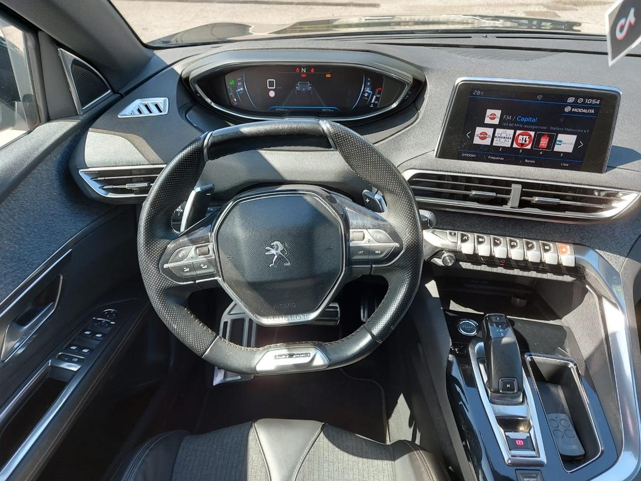 Peugeot 3008 “GTLINE” 1.5 hdi- cambio/aut-2018