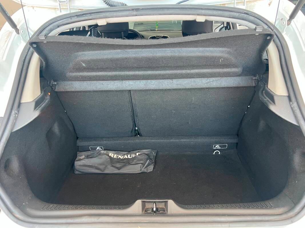 Renault Clio 1.2 Wave 75cv