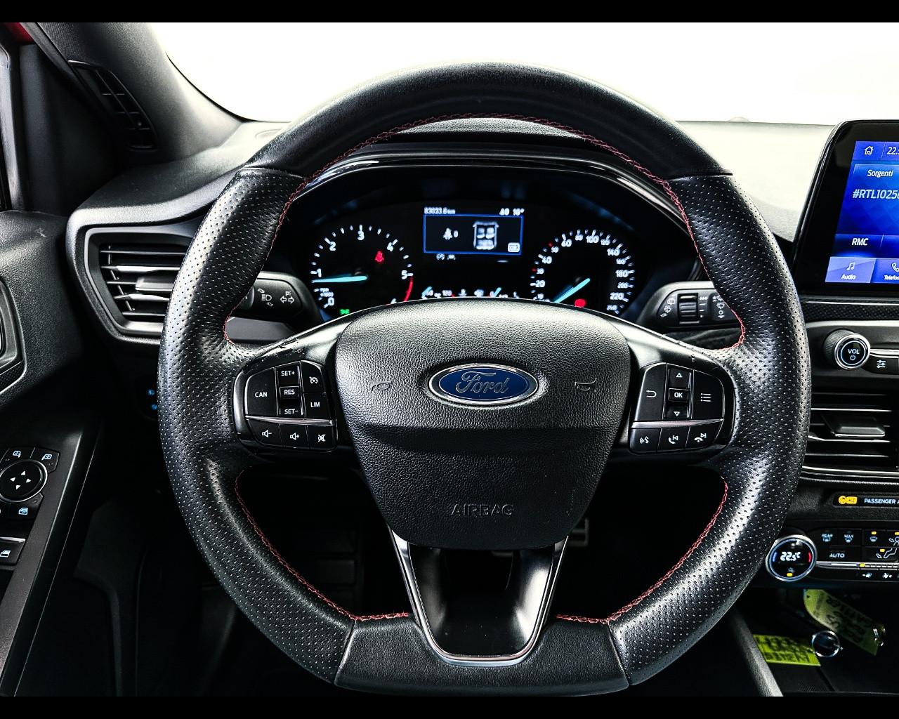 FORD Focus 4ª serie - Focus 1.5 EcoBlue 120 CV 5p. ST-Line