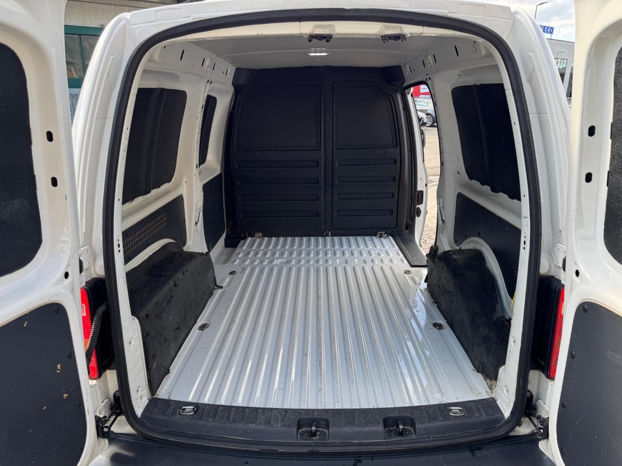 Volkswagen Caddy 2.0 TDI 102 CV Furgone Maxi
