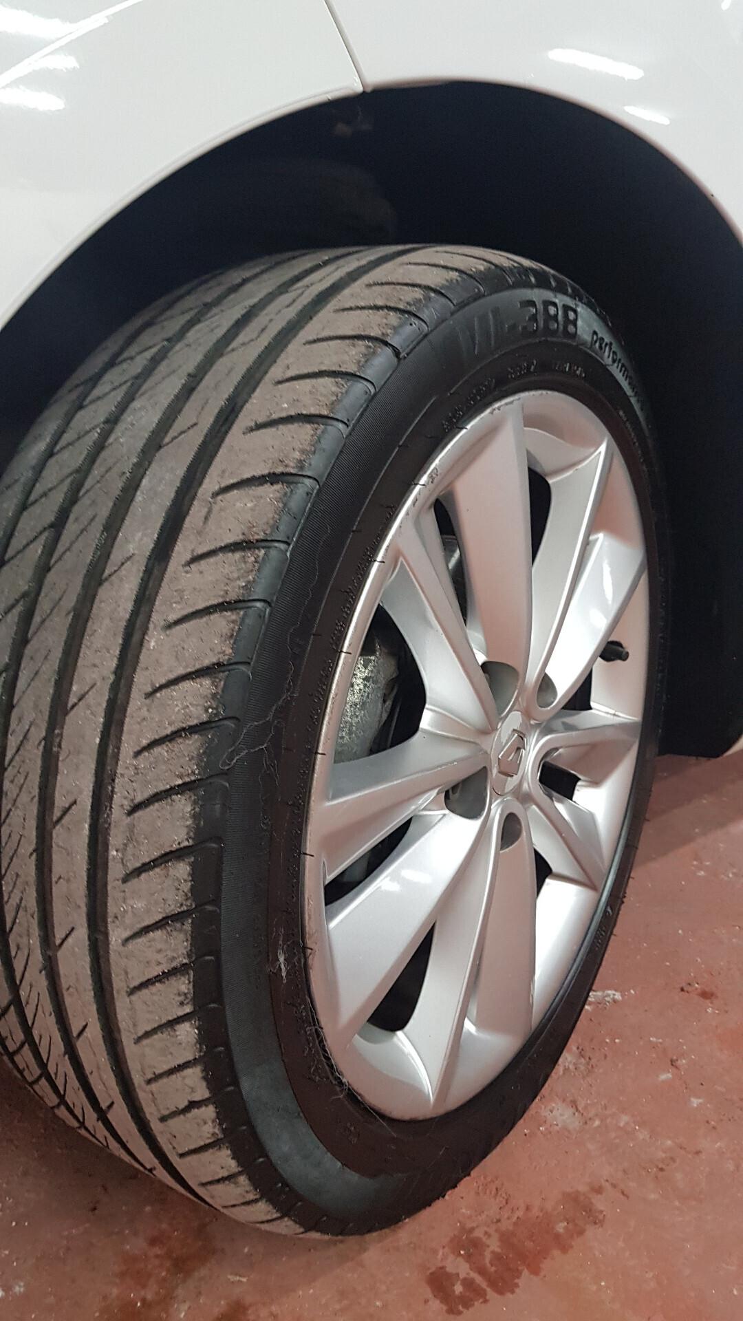 RENAULT MEGANE 1.6 GPL SW 110 CV 08/2013