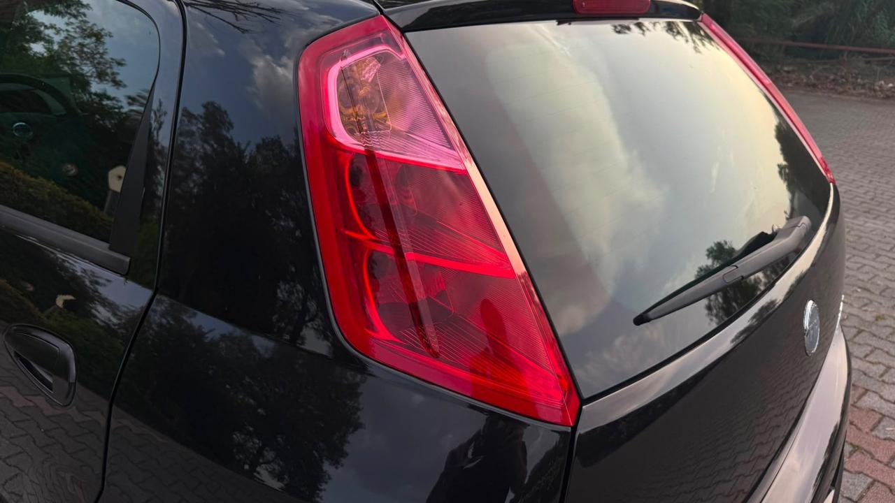 Fiat Grande Punto 1.4 Starjet 16V 5 porte Emotion