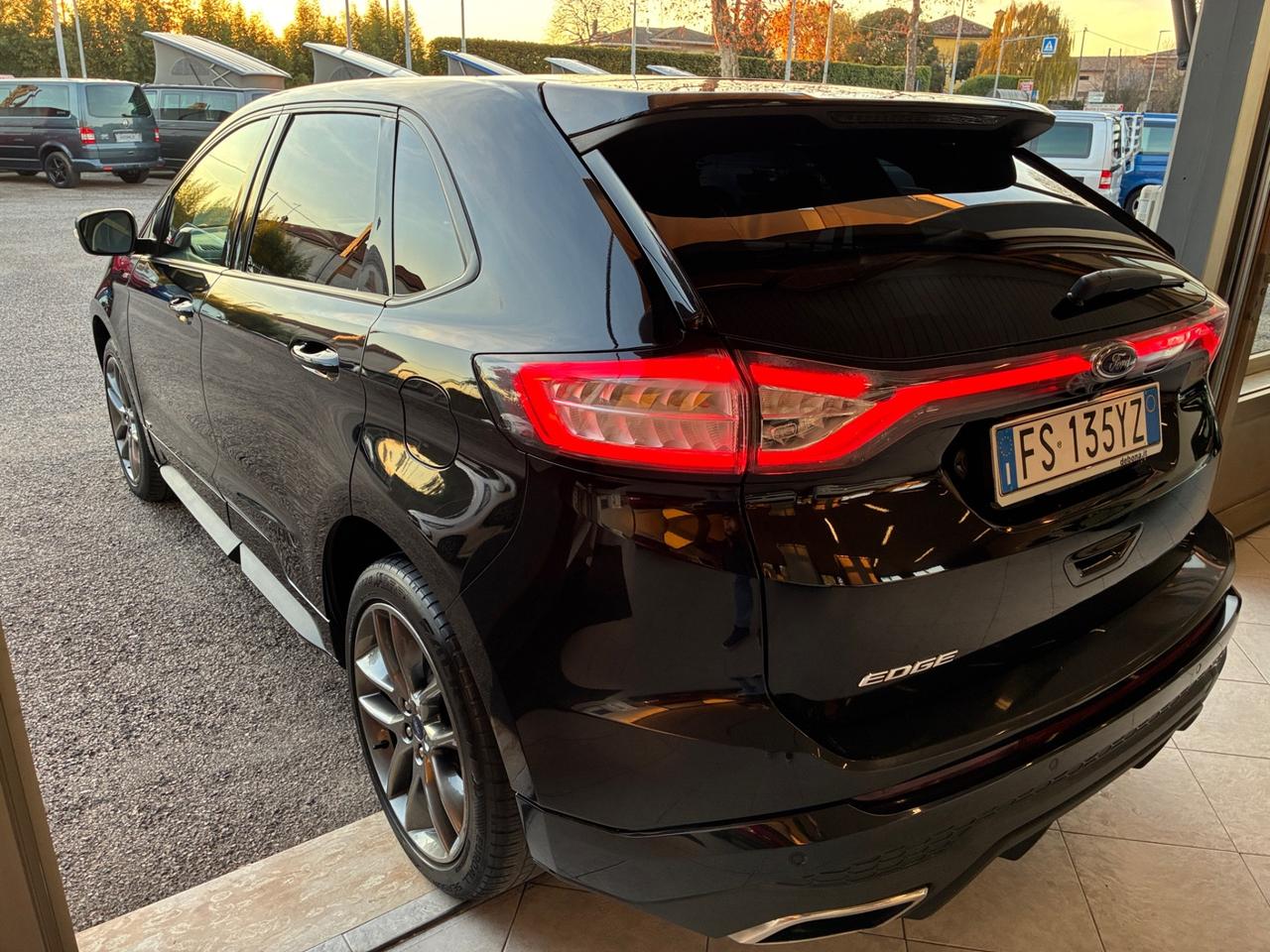Ford Edge 2.0 TDCI 210 CV AWD S&S Powershift ST Line