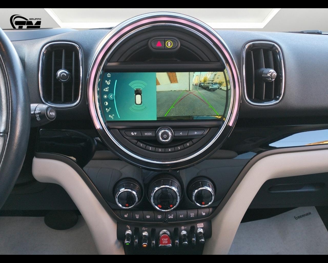 MINI Mini Countrym.(F60) Mini 2.0 Cooper D Hype...