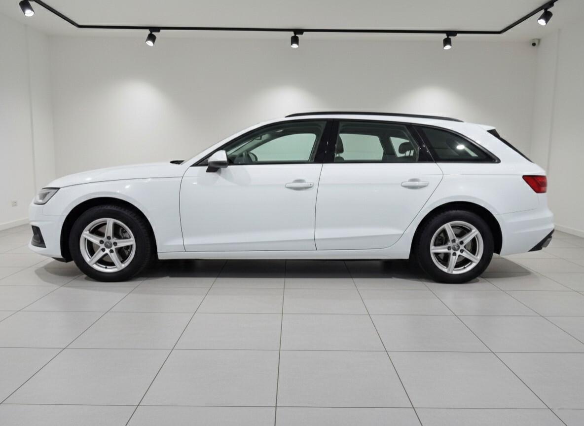Audi A4 Avant 30 2.0 tdi 136cv S tronic