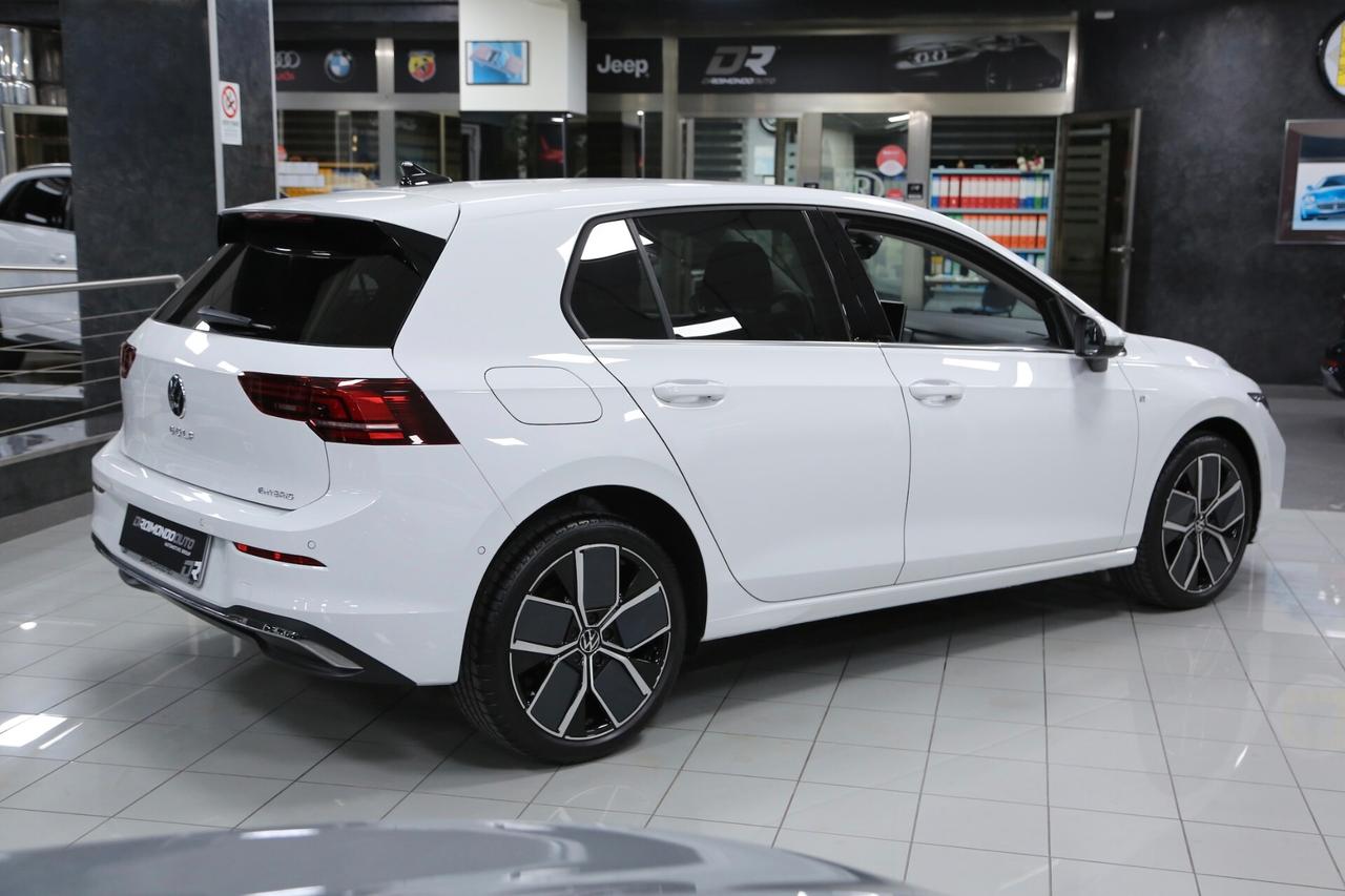 Volkswagen Golf Style 1.5 TSI eHybrid 204 cv DSG