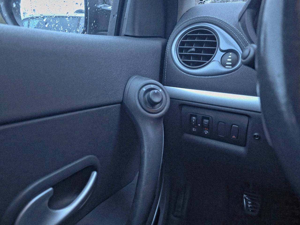 Renault Clio 1.2 16V 5 porte Luxe 2010-E4 Manuale NEO