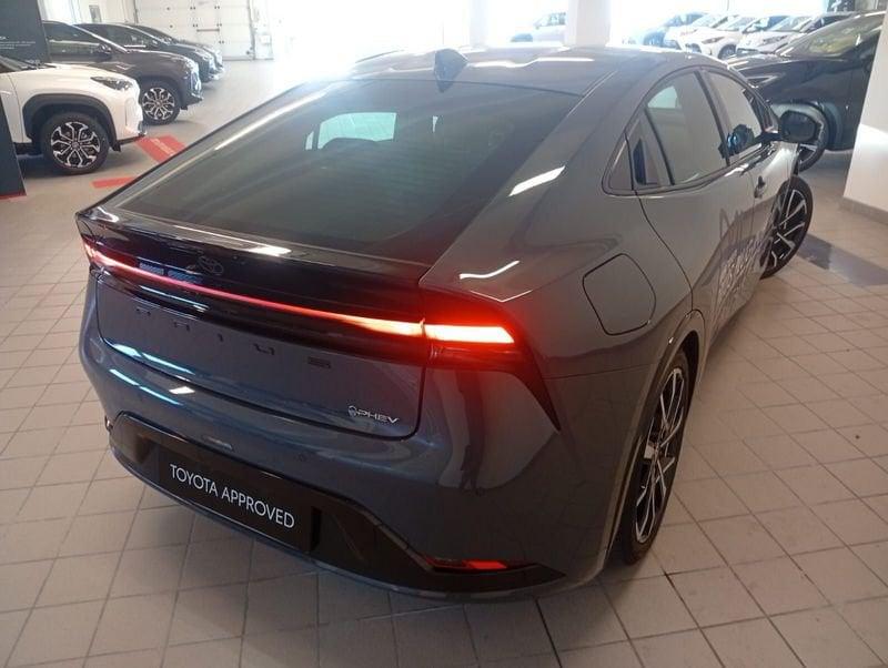 Toyota Prius Plug-in Hybrid Lounge