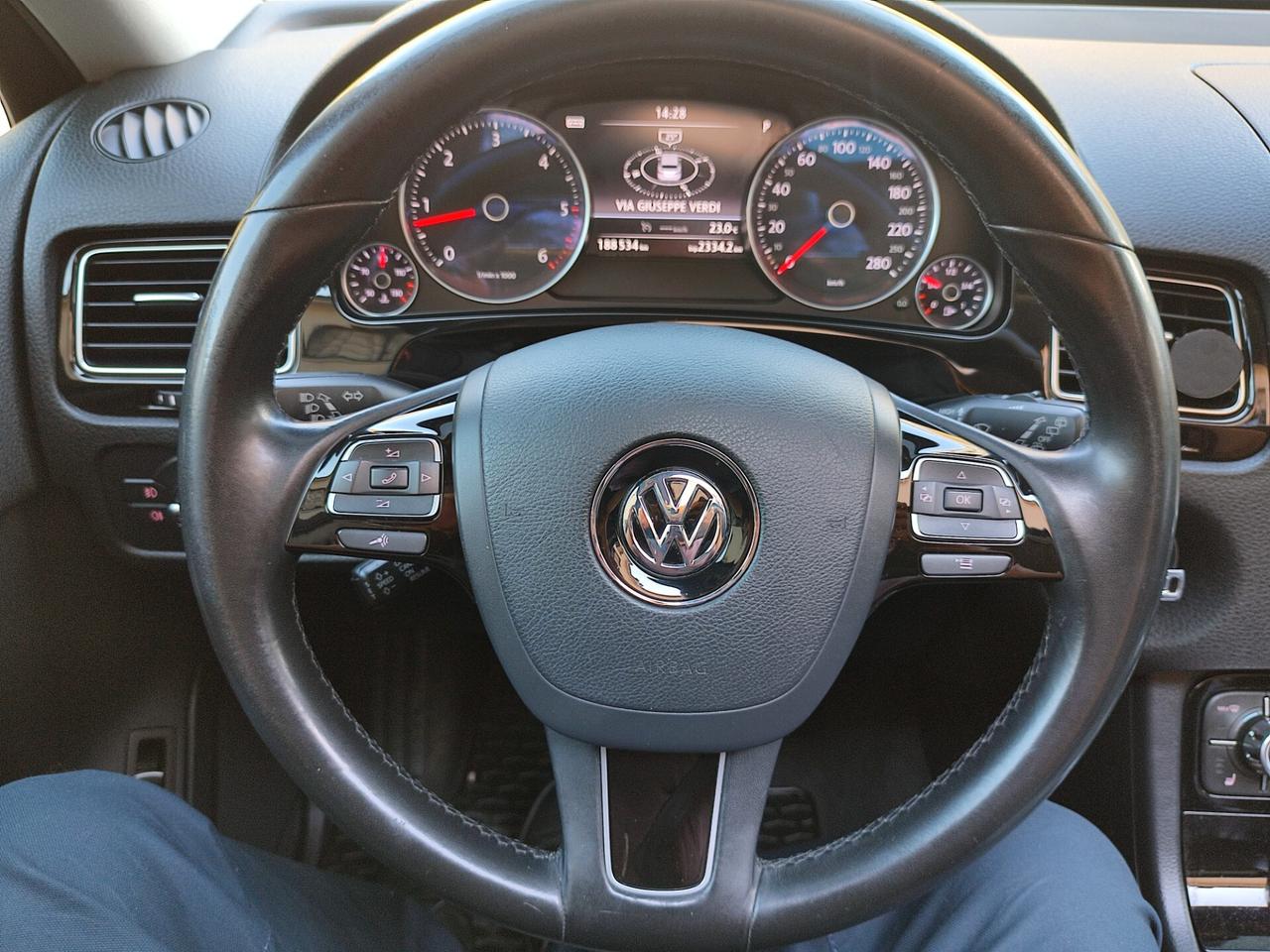 VOLKSWAGEN TOUAREG TDV6 FULL OPT NUOVA IN TUTTO UNICA