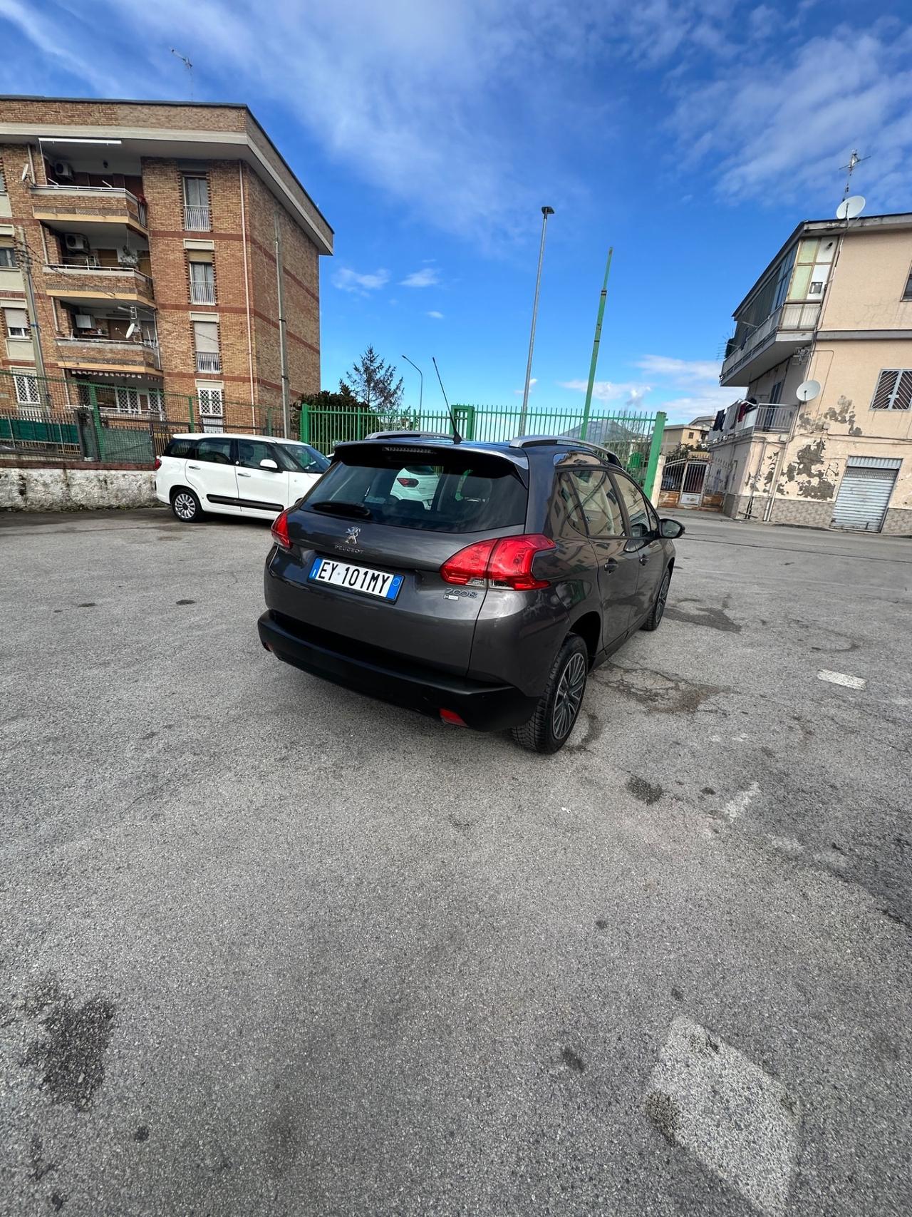 Peugeot 2008 1.6 e-HDi 92 CV Stop&Start Urban Cross