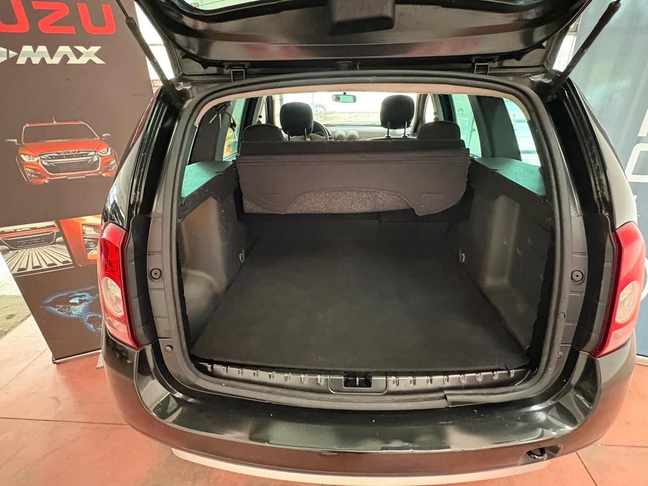 DACIA DUSTER 4x4 Diesel 1.5 CV 110 Km 119.574 PER NEOPATENTATI con 12 mesi di garanzia