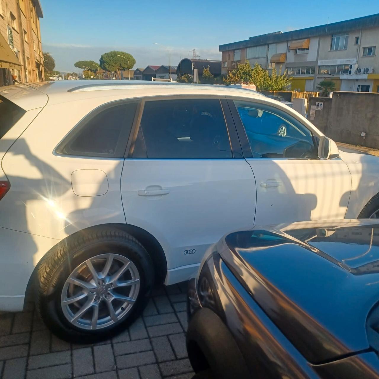 PERFETTA AUDI Q5 2.0 TDI 4X4 EURO 5