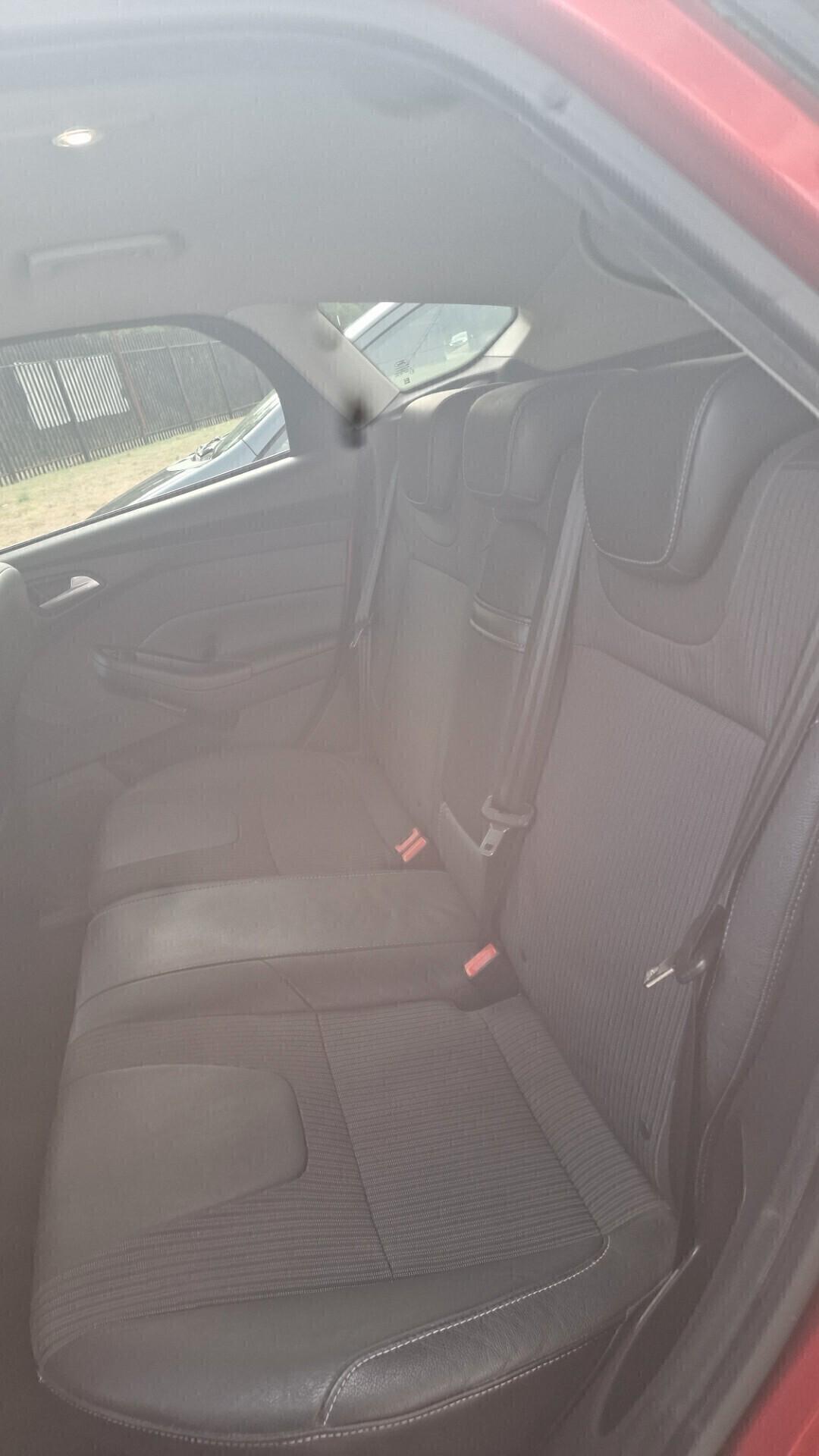 Focus 2.0 TDCi 115cv Powershift Titanium automatica