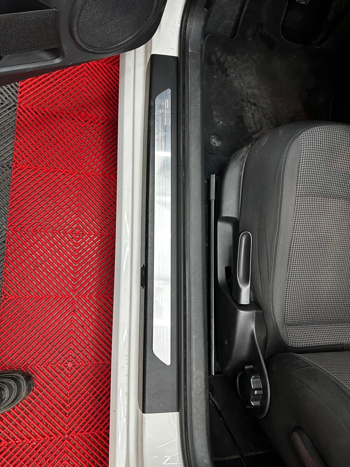Volkswagen Maggiolino 1.6 TDI Design