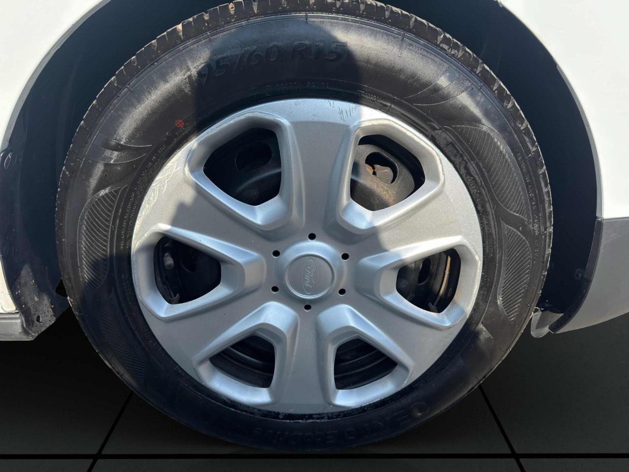 Ford Transit Courier 1.5 TDCi 75CV-SENSORI-OTTIME CONDIZIONI-+IVA-E6D-