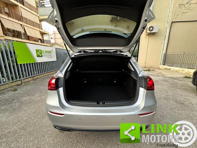 MERCEDES-BENZ A 180 Advance Progressive