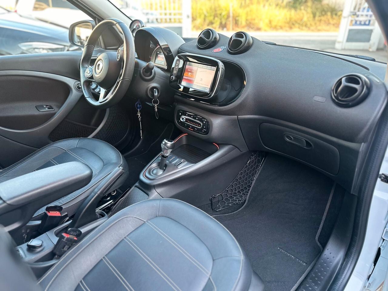 Smart ForFour EQ EDITION ONE (22KW)