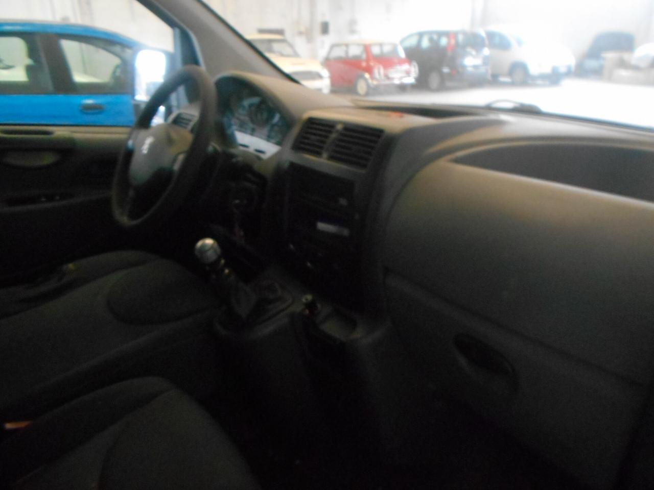 Peugeot Expert 2.0 HDi 120CV PC-TN 10Q Furgone