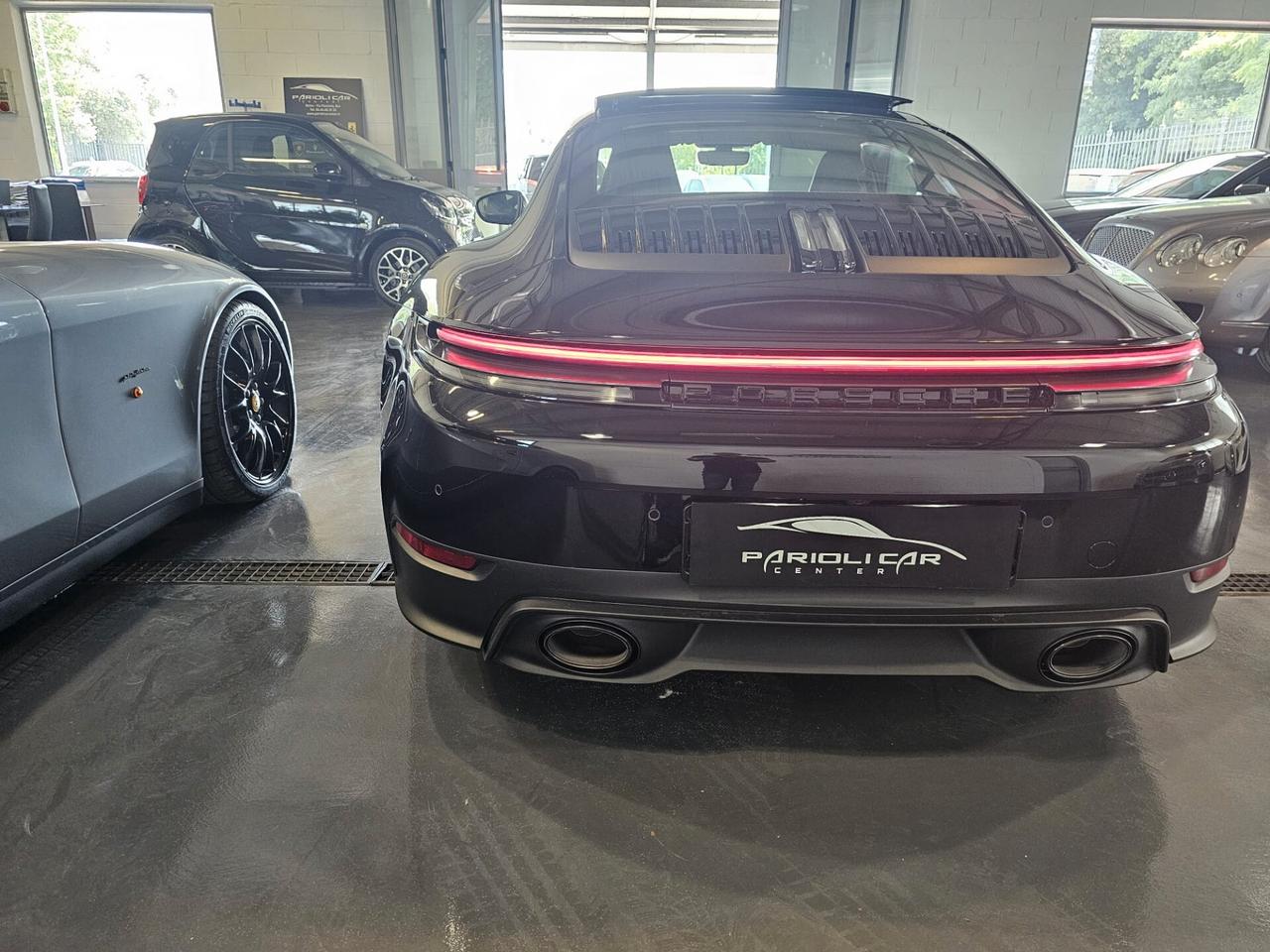 Porsche 911 Carrera