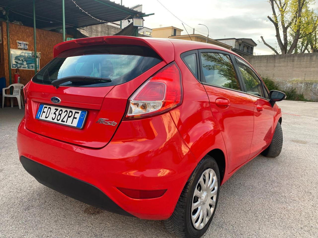 Ford Fiesta 1.5 TDCi 75CV 5 porte Titanium full 2016