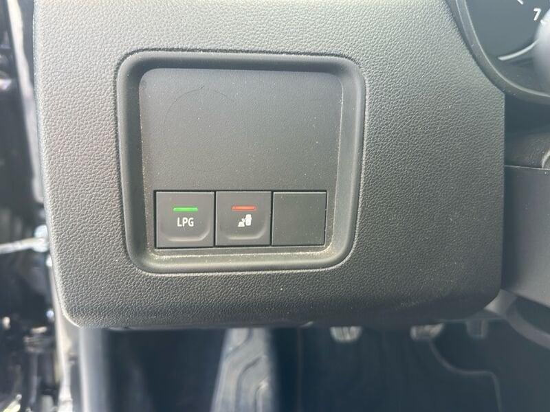 Dacia Duster Duster 1.0 tce Journey UP Gpl 4x2 100cv