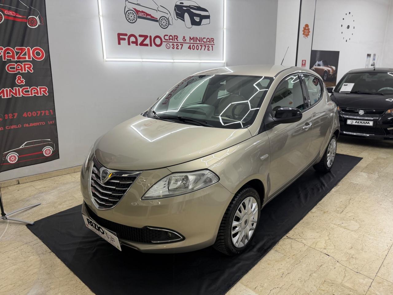 Lancia Ypsilon 1.2 69Cv