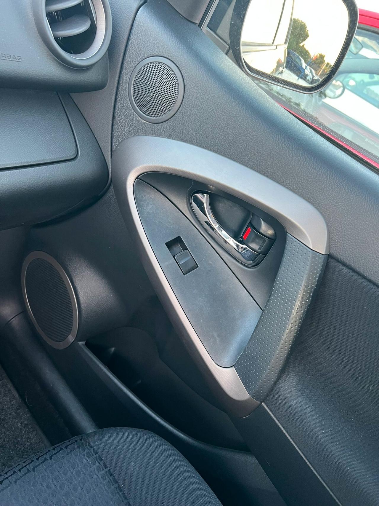 Toyota RAV 4 RAV4 2.2 D-4D 177 CV Luxury