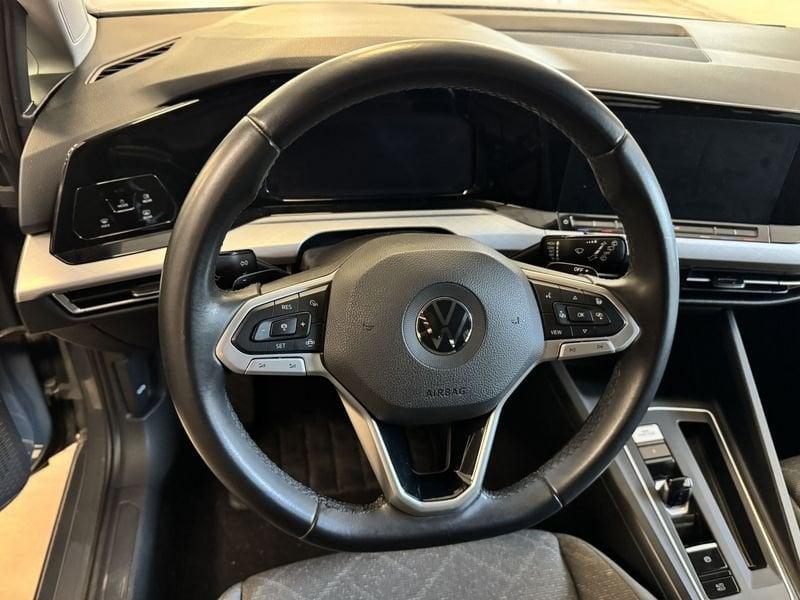 Volkswagen Golf VIII 2020 2.0 tdi Style 150cv dsg