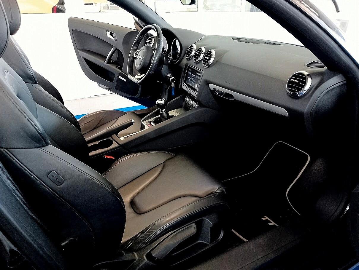 Audi TT Roadster 1.8TFSI SLINE 19" AUDI SPORT BOSE *MANUALE* S-LINE