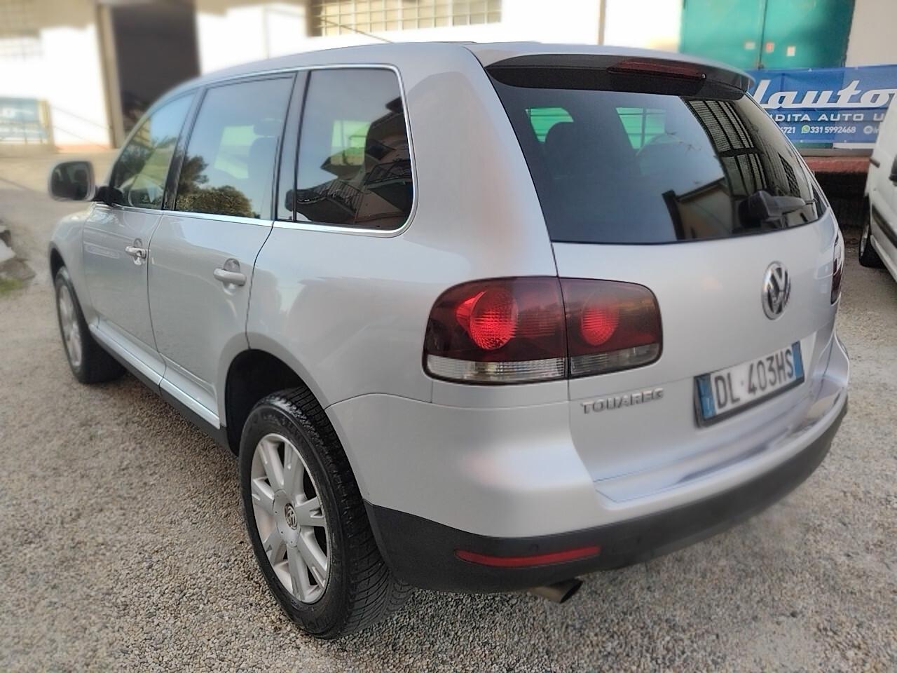 Volkswagen Touareg 2.5 R5 TDI Tip Exclusive